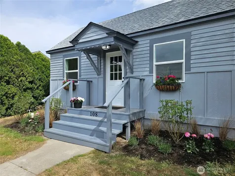 108 W 3rd Street Lind WA 99341