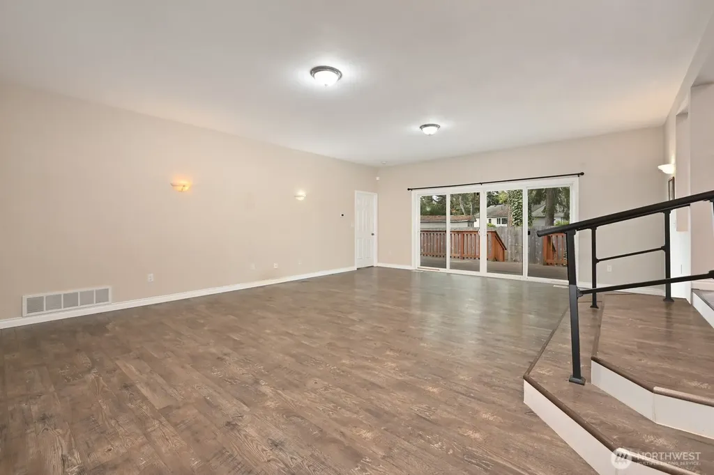 6522 Steilacoom Boulevard SW Lakewood WA 98499