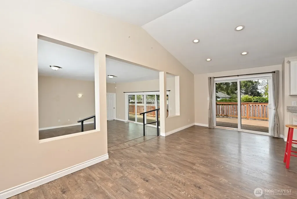 6522 Steilacoom Boulevard SW Lakewood WA 98499