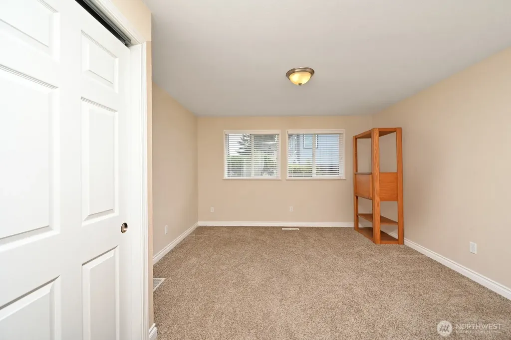 6522 Steilacoom Boulevard SW Lakewood WA 98499