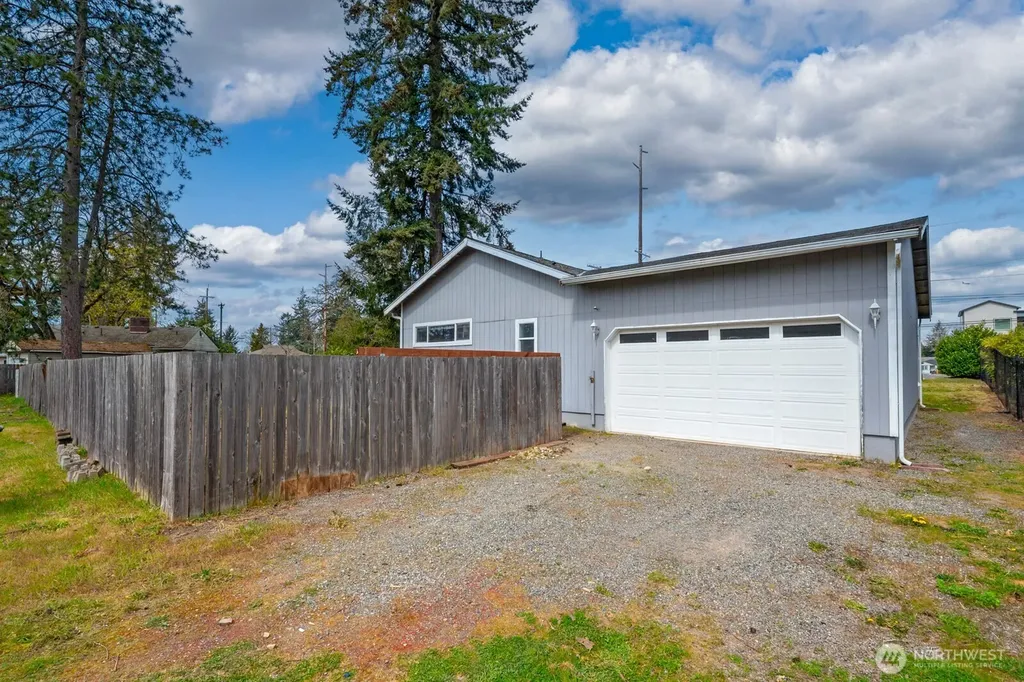 6522 Steilacoom Boulevard SW Lakewood WA 98499