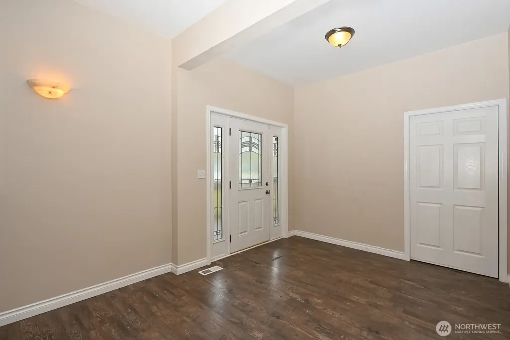 6522 Steilacoom Boulevard SW Lakewood WA 98499