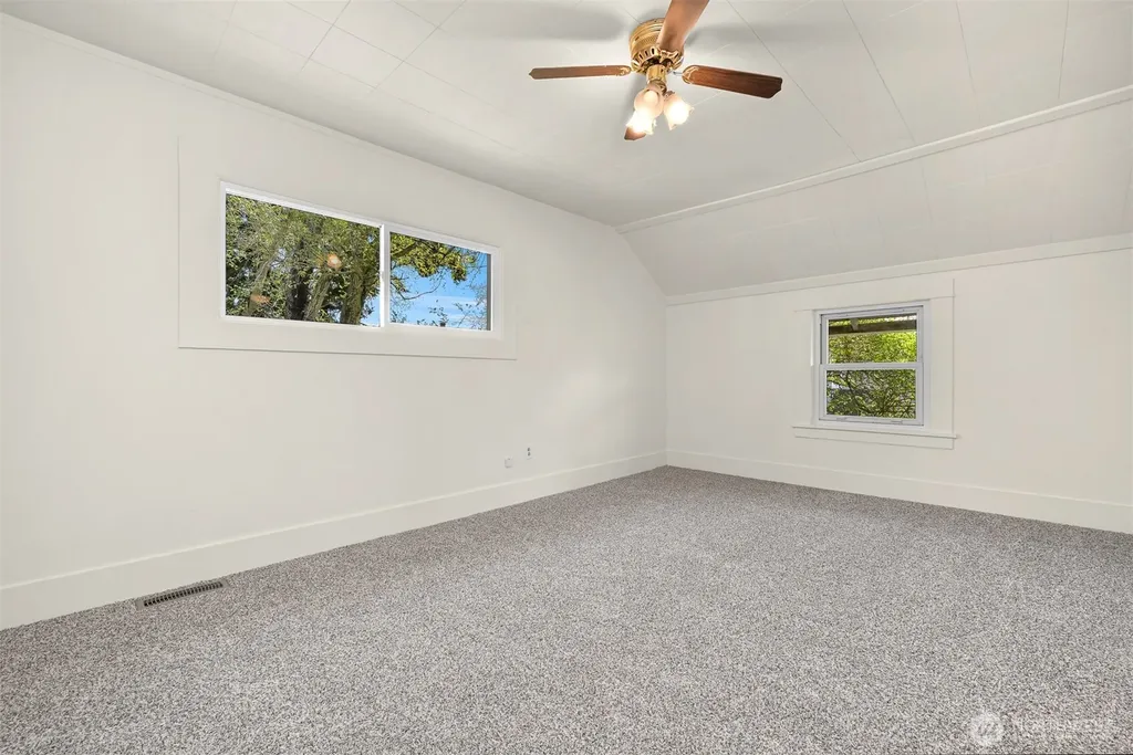 2085 Cottage Place Ferndale WA 98248