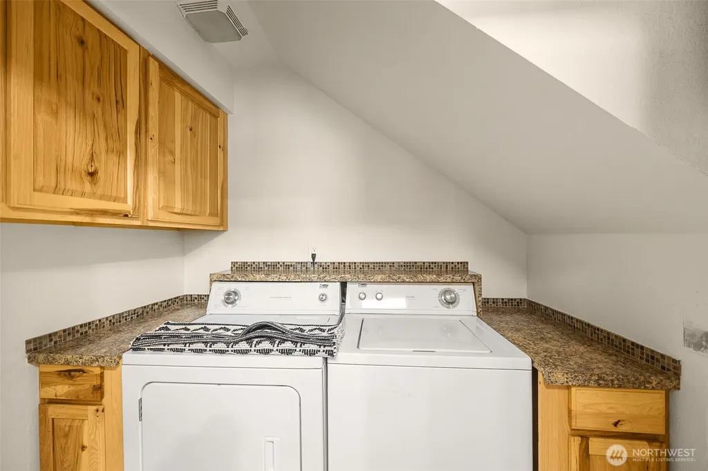 433 S Lewis Street Monroe WA 98272
