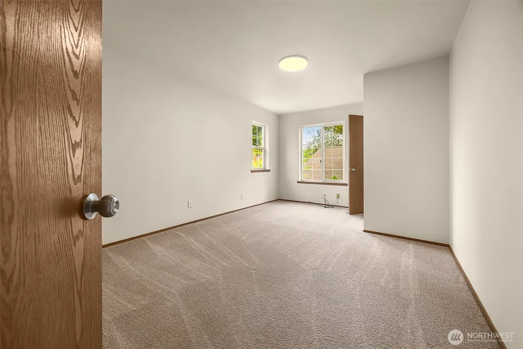 433 S Lewis Street Monroe WA 98272