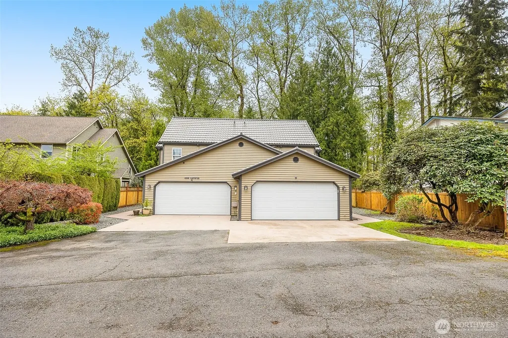 433 S Lewis Street Monroe WA 98272