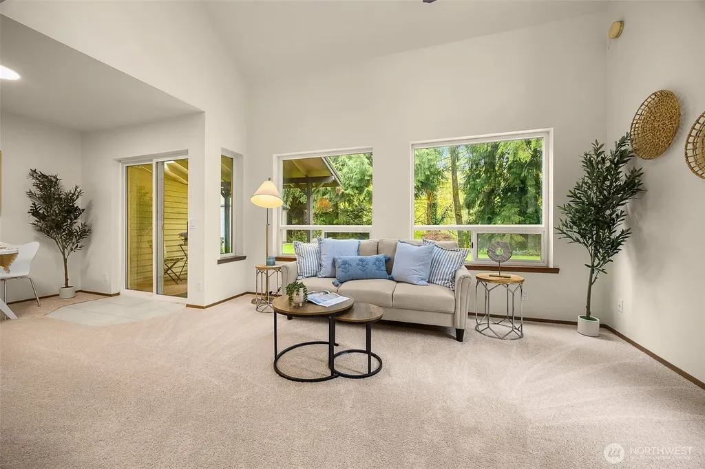 433 S Lewis Street Monroe WA 98272