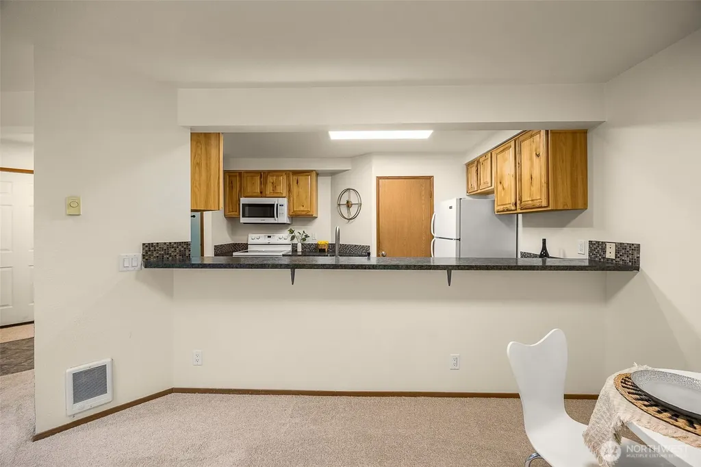 433 S Lewis Street Monroe WA 98272