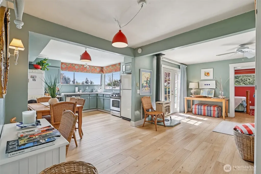 176 Maple Street Camano Island WA 98282