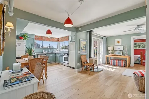 176 Maple Street Camano Island WA 98282