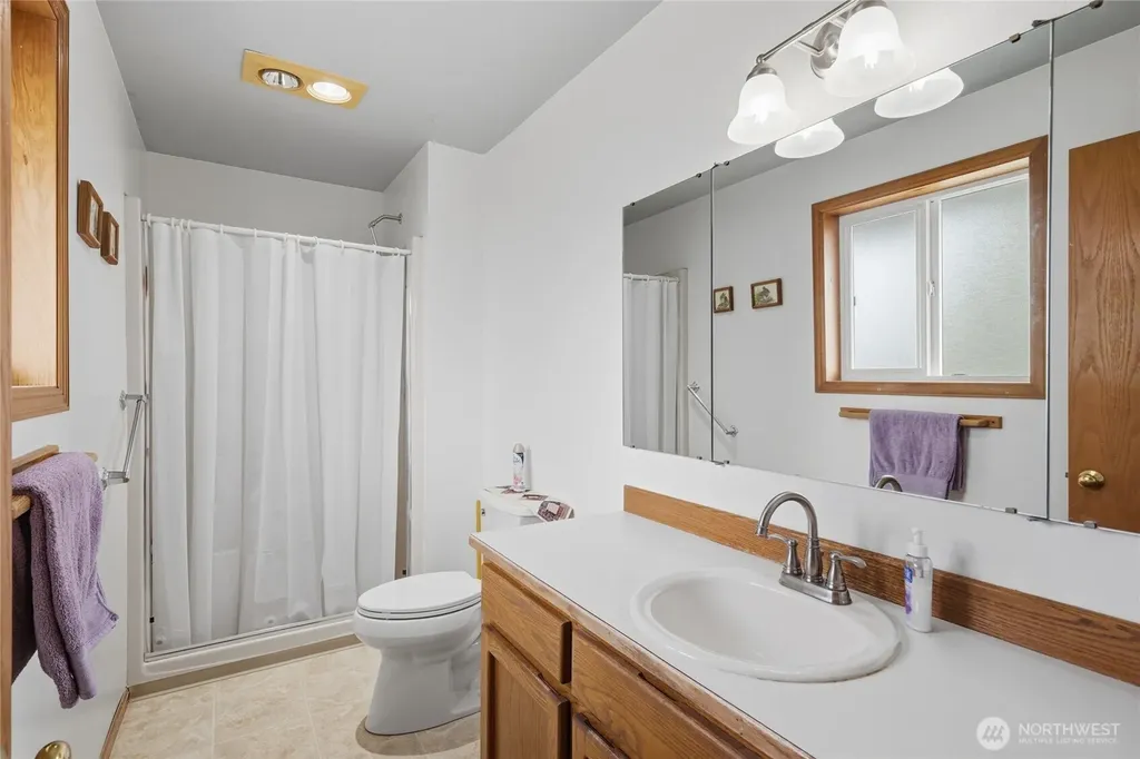 1036 Ridgeway Drive Lynden WA 98264