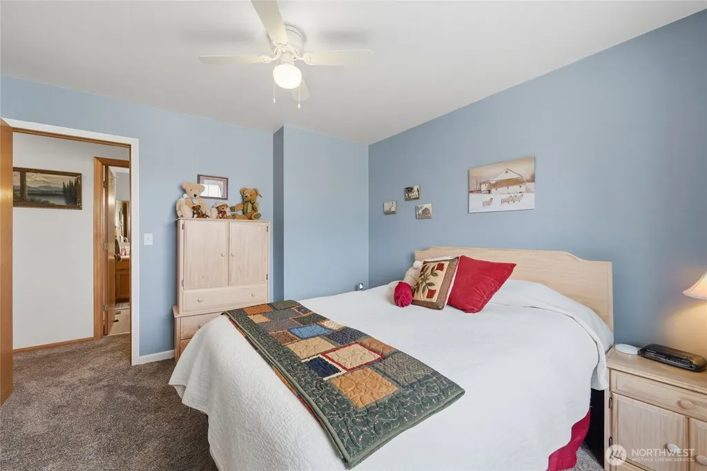 1036 Ridgeway Drive Lynden WA 98264