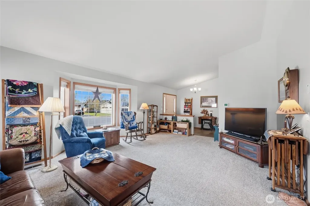 1036 Ridgeway Drive Lynden WA 98264