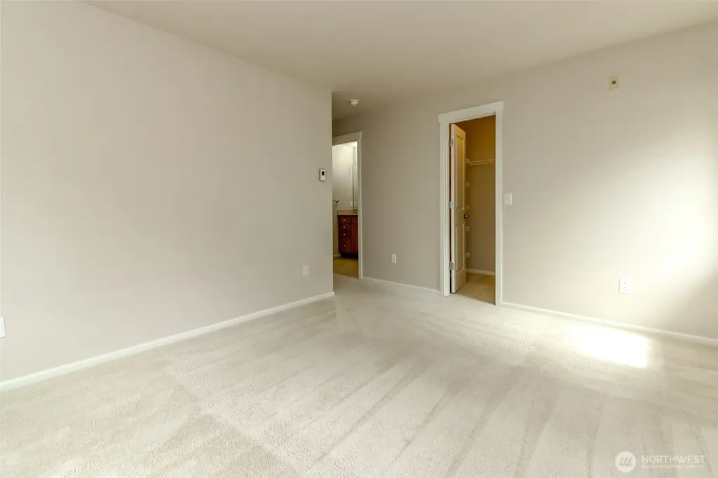 21230 40th Way S Seatac WA 98198