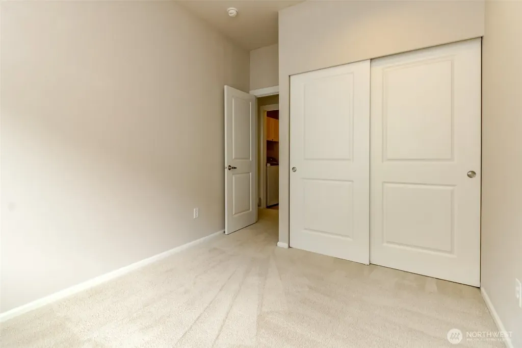 21230 40th Way S Seatac WA 98198