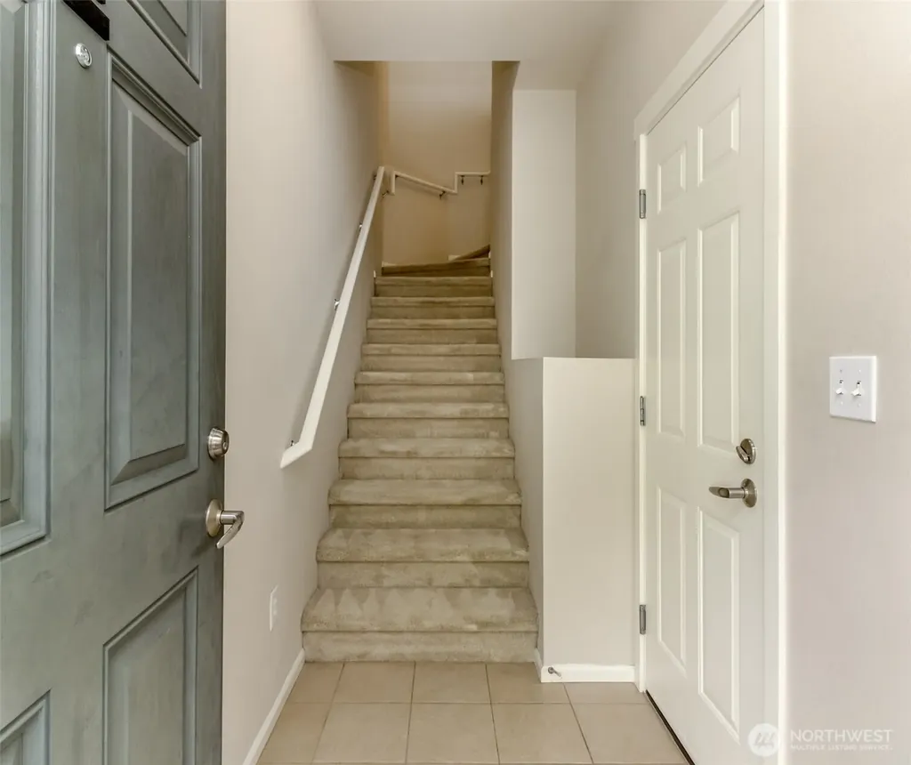 21230 40th Way S Seatac WA 98198