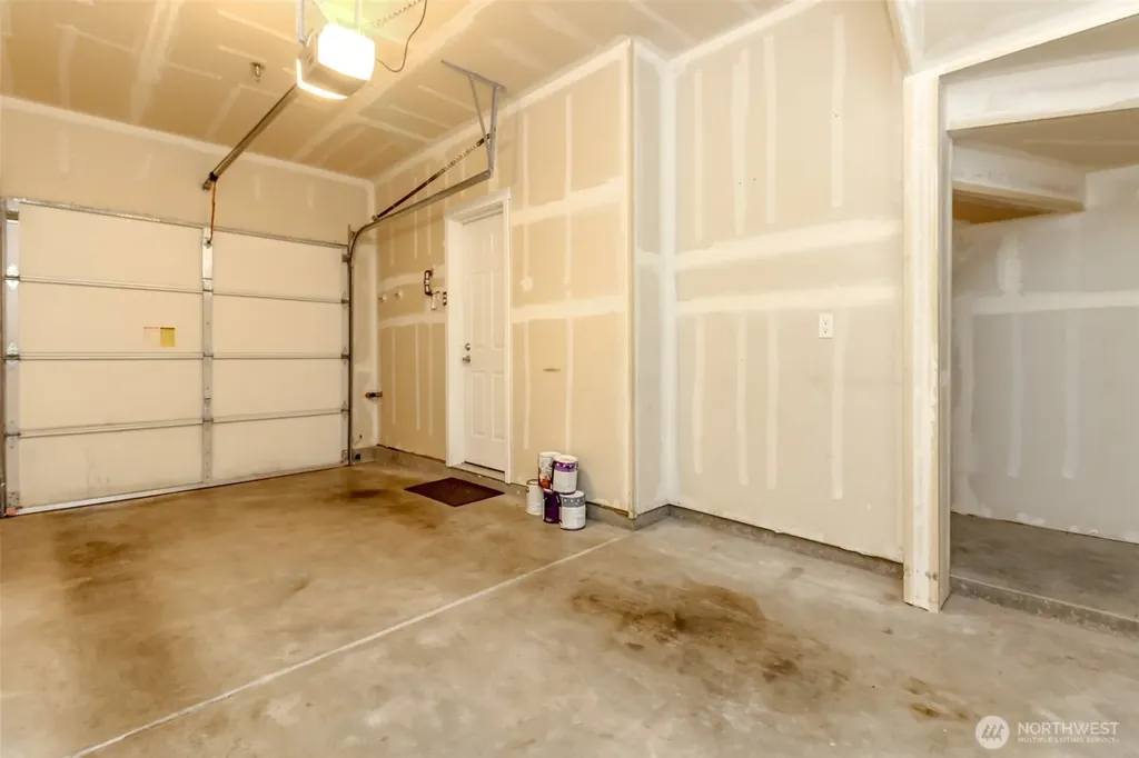 21230 40th Way S Seatac WA 98198