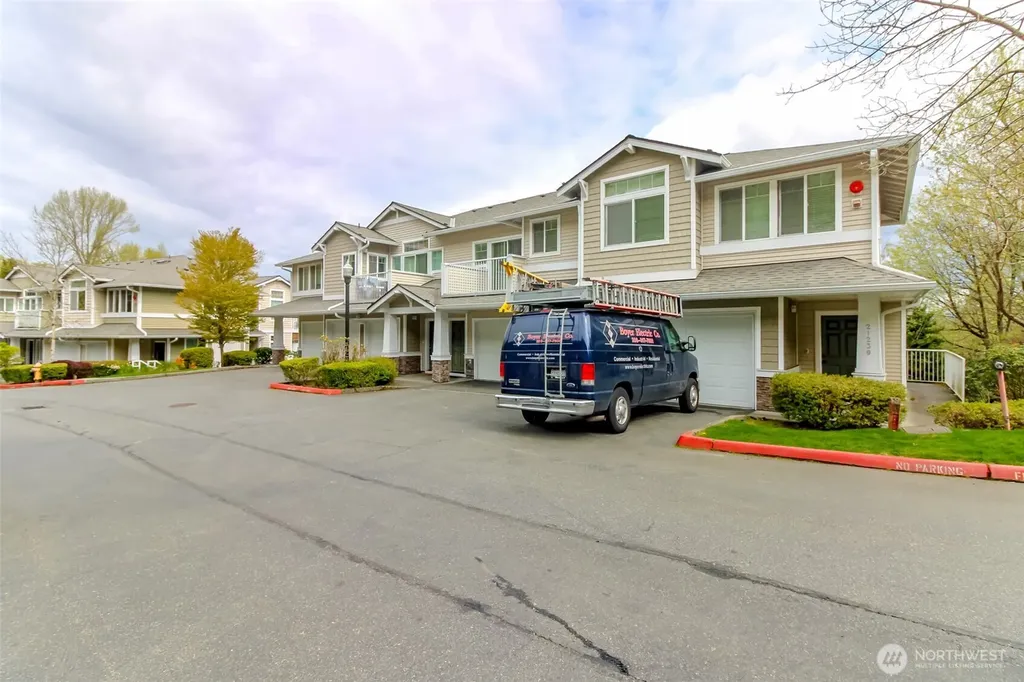 21230 40th Way S Seatac WA 98198