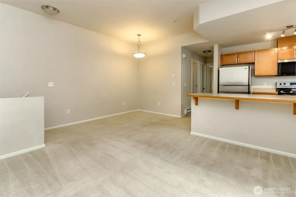 21230 40th Way S Seatac WA 98198