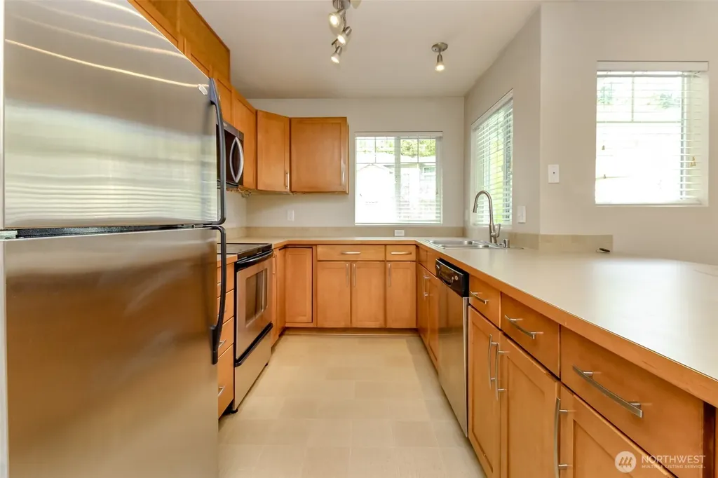 21230 40th Way S Seatac WA 98198