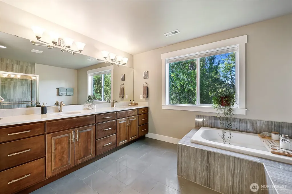 4720 NE 25th Street Renton WA 98059