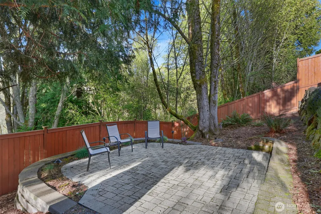 4720 NE 25th Street Renton WA 98059