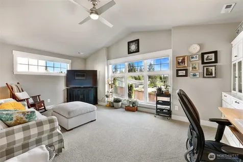4720 NE 25th Street Renton WA 98059