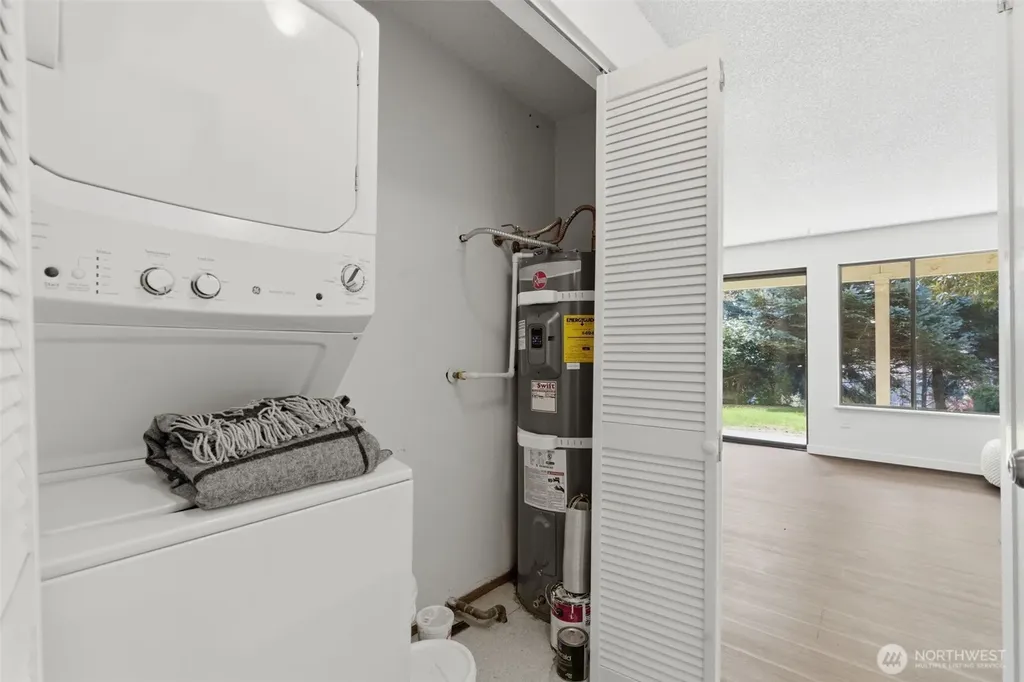 26425 Pennsylvania Avenue NE Kingston WA 98346