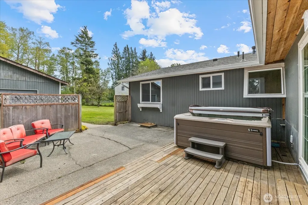 10803 Sterling Road Sedro Woolley WA 98284
