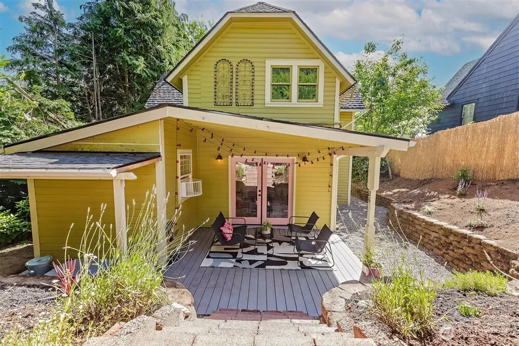 26 NE Washington Avenue Chehalis WA 98532
