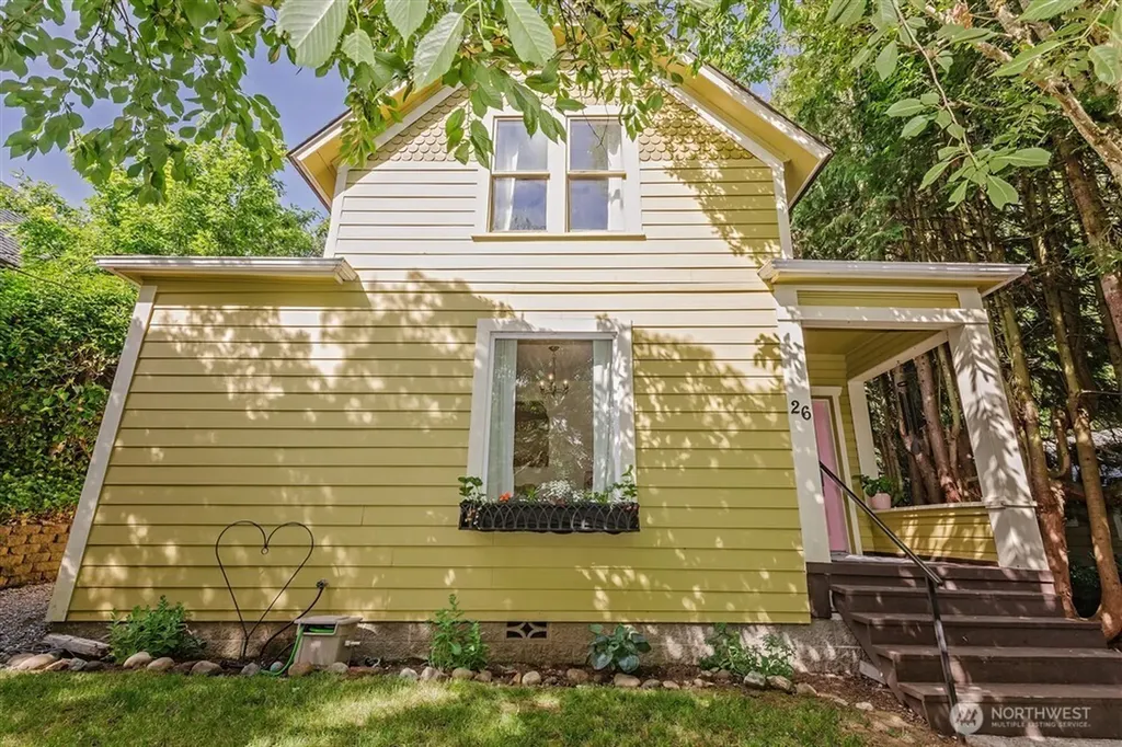 26 NE Washington Avenue Chehalis WA 98532