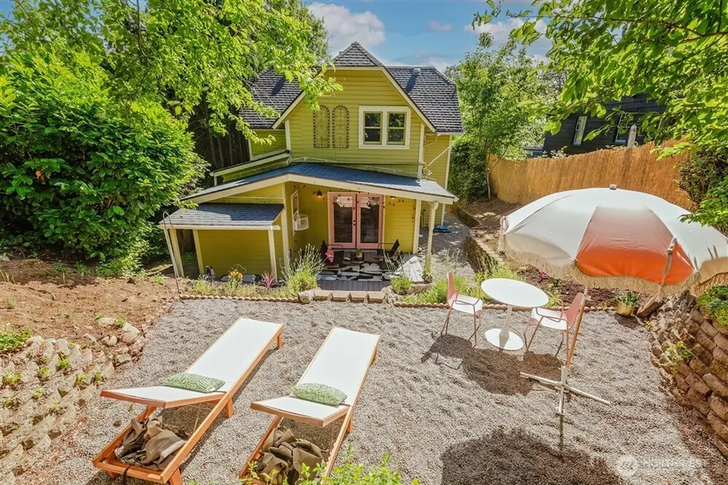 26 NE Washington Avenue Chehalis WA 98532