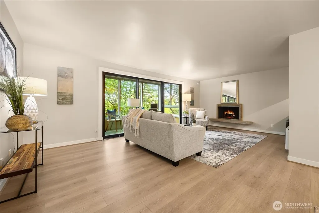 5101 NE 55th Street Seattle WA 98105