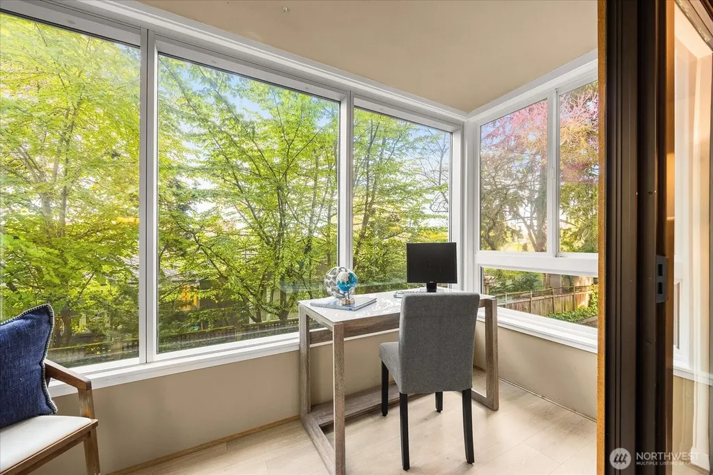5101 NE 55th Street Seattle WA 98105