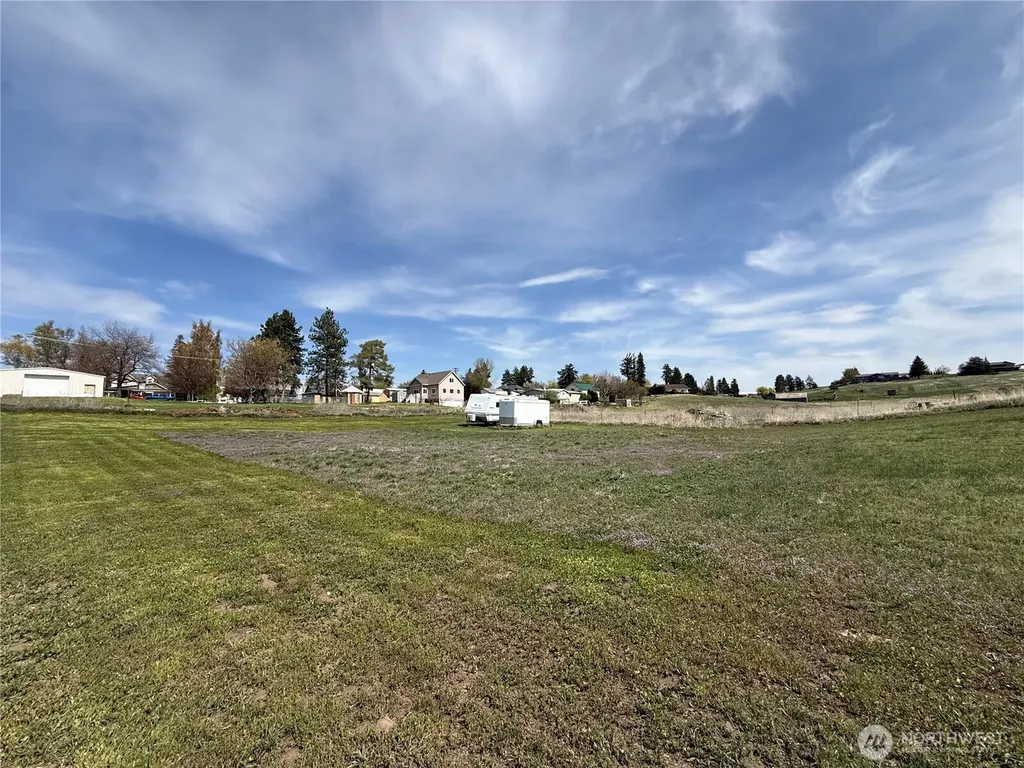 400 E Pine Street Waterville WA 98858