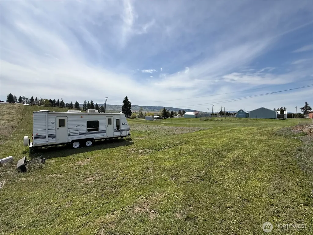 400 E Pine Street Waterville WA 98858