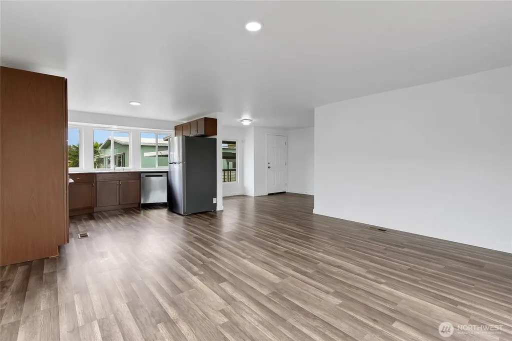 10521 60th Street Ct E Puyallup WA 98372