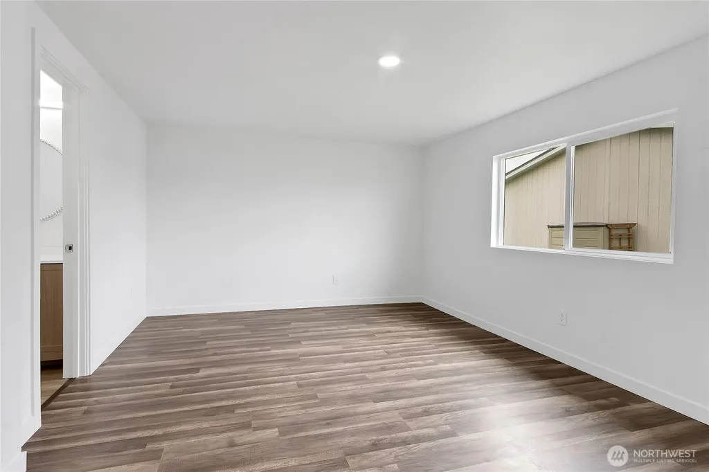 10521 60th Street Ct E Puyallup WA 98372