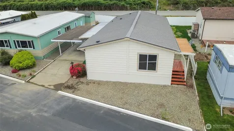 10521 60th Street Ct E Puyallup WA 98372