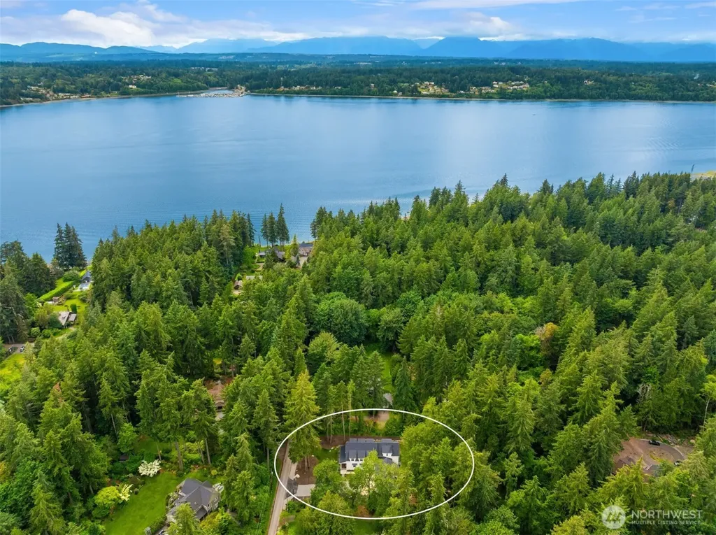 4948 NE North Tolo Road Bainbridge Island WA 98110