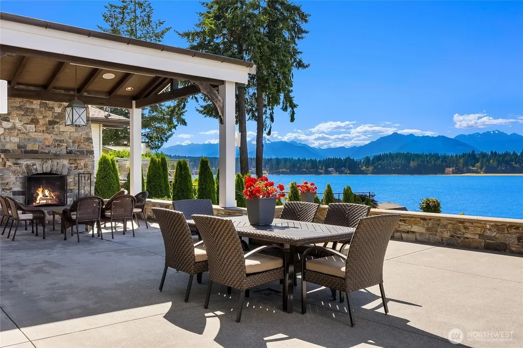 13282 Seabeck Hwy NW Seabeck WA 98380
