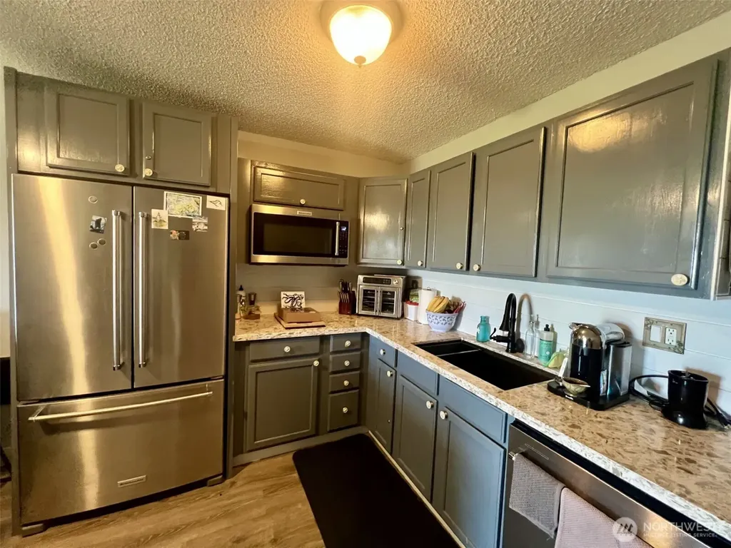 304 NW 14th Street NW Long Beach WA 98631