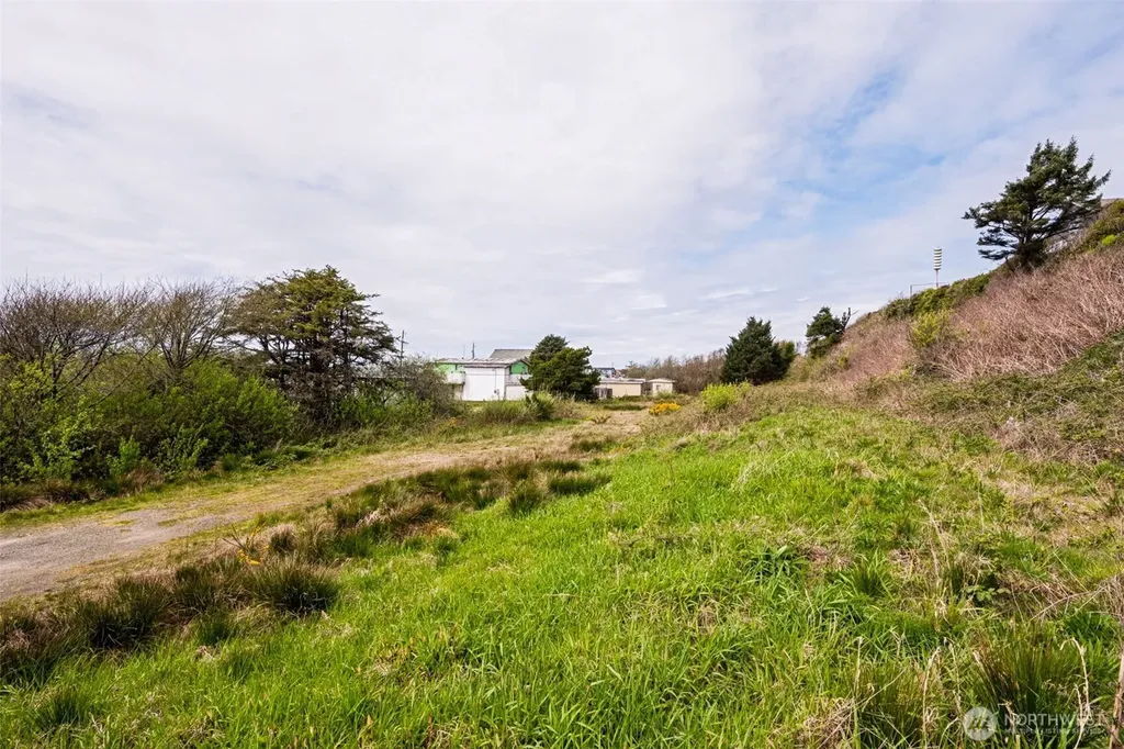 4776 Beach Lane Moclips WA 98562