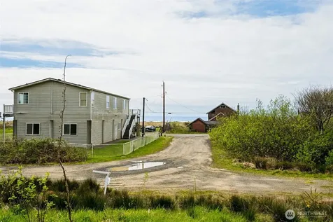 4776 Beach Lane Moclips WA 98562