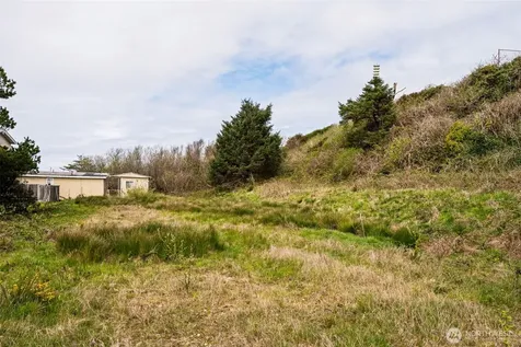4776 Beach Lane Moclips WA 98562