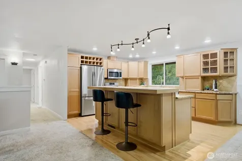 20210 107th Avenue NE Bothell WA 98011
