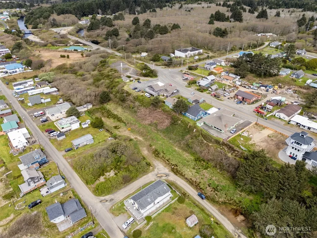 4788 Beach Lane Moclips WA 98562