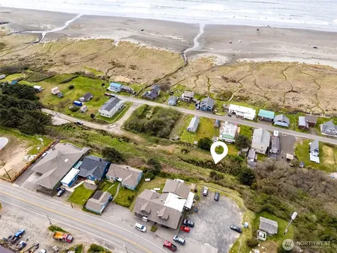 4788 Beach Lane Moclips WA 98562