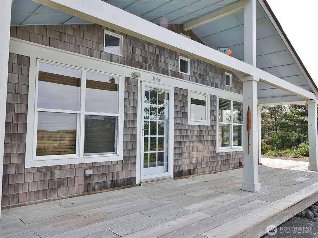 1056 Greenview Avenue SW Ocean Shores WA 98569