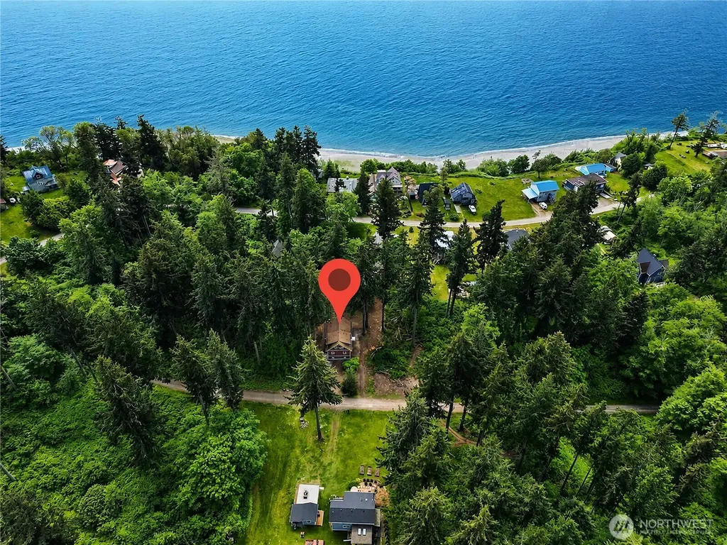97 B Port Gardner Drive Hat Island WA 98206
